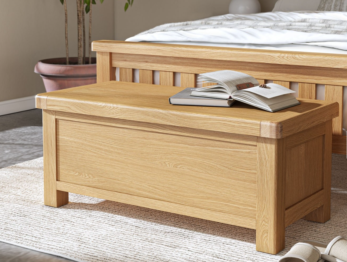 Oak Blanket End Of Bed Storage Box / Trunk