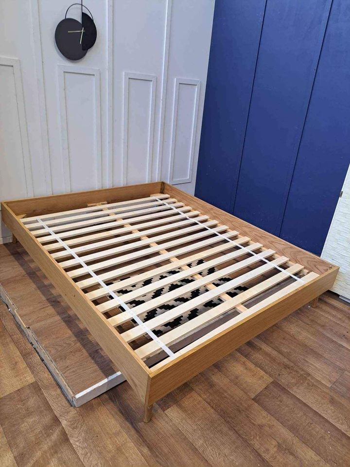 Oak king size platform bed bedroom furniture